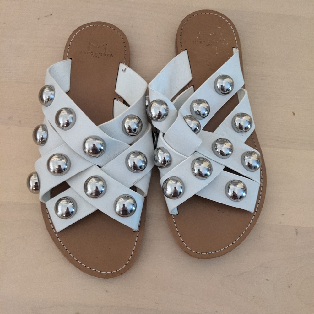 Women's Marc Fisher Ltd slip on sandals NWOT